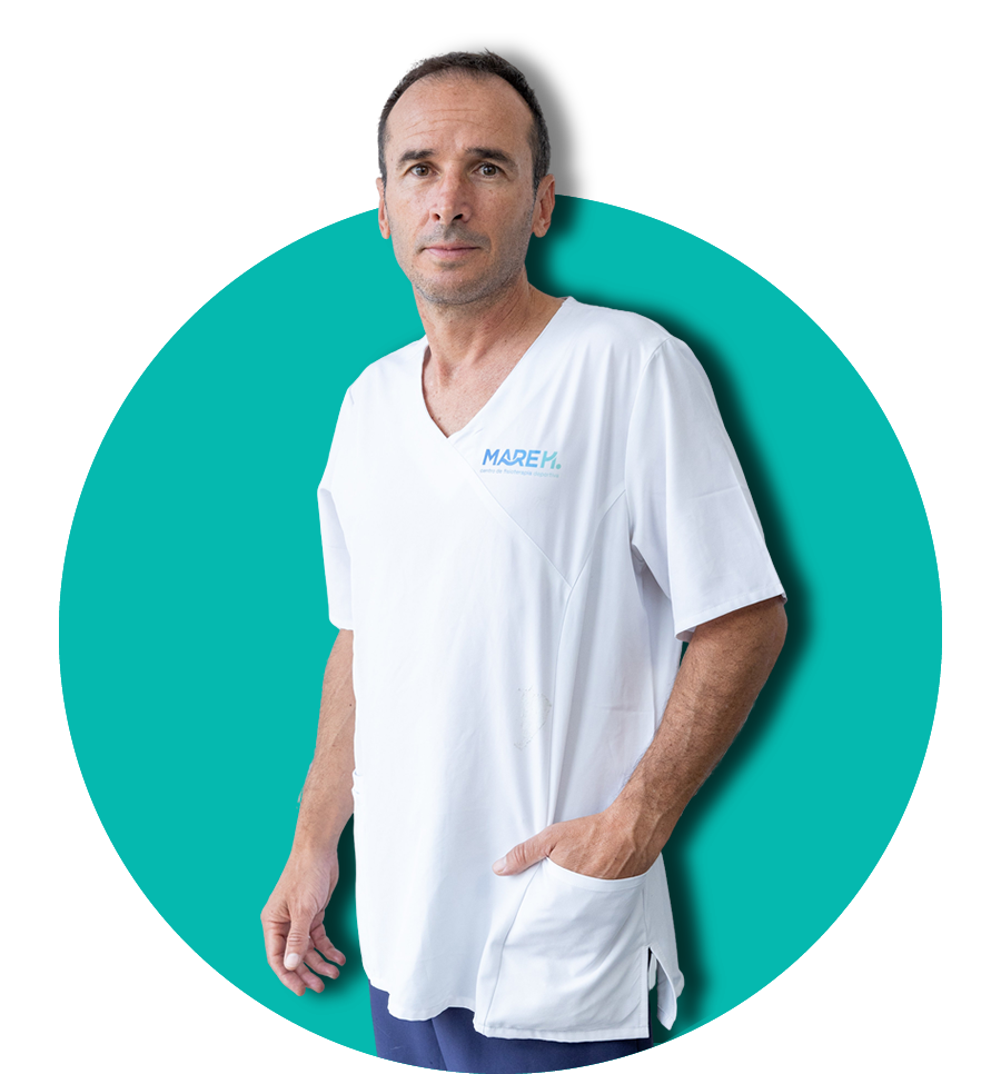 FOTO DE HÉCTOR SUÁREZ CÁCERES PROPIETARIO DE CENTRO DE FISIOTERÁPIA MARE